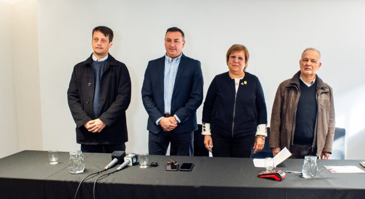 Albisu acompañó el lanzamiento de la 18ª edición del Salón del Vino Fino de Salto