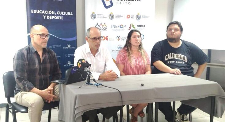 ¡El Carnaval invade los barrios de Salto! Tablados móviles, cultura popular y una fiesta histórica para toda la ciudad