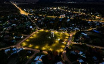 La Plaza Tierra de Campeones estrenó nueva iluminación en Termas del Daymán