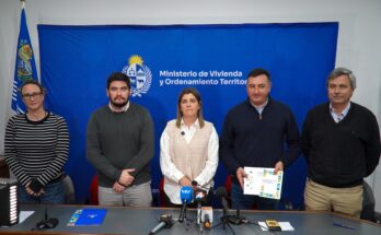 Carlos Albisu y Tamara Paseyro firmaron dos convenios para fortalecer las políticas de vivienda y ordenamiento territorial en Salto