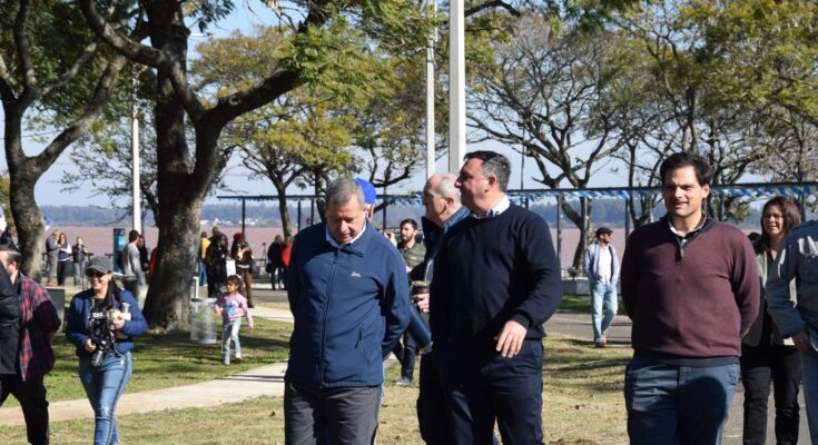 Villa Constitución celebró su 174º aniversario con la inauguración del nuevo Paseo Costero Villa Constitución celebró su 174º aniversario con la inauguración del nuevo Paseo Costero
