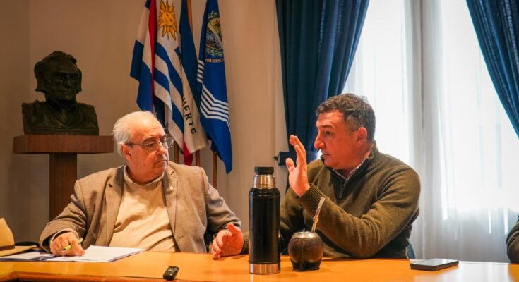 Albisu recibió al ministro Fratti en Salto, y se anunciaron medidas de apoyo al sector productivo